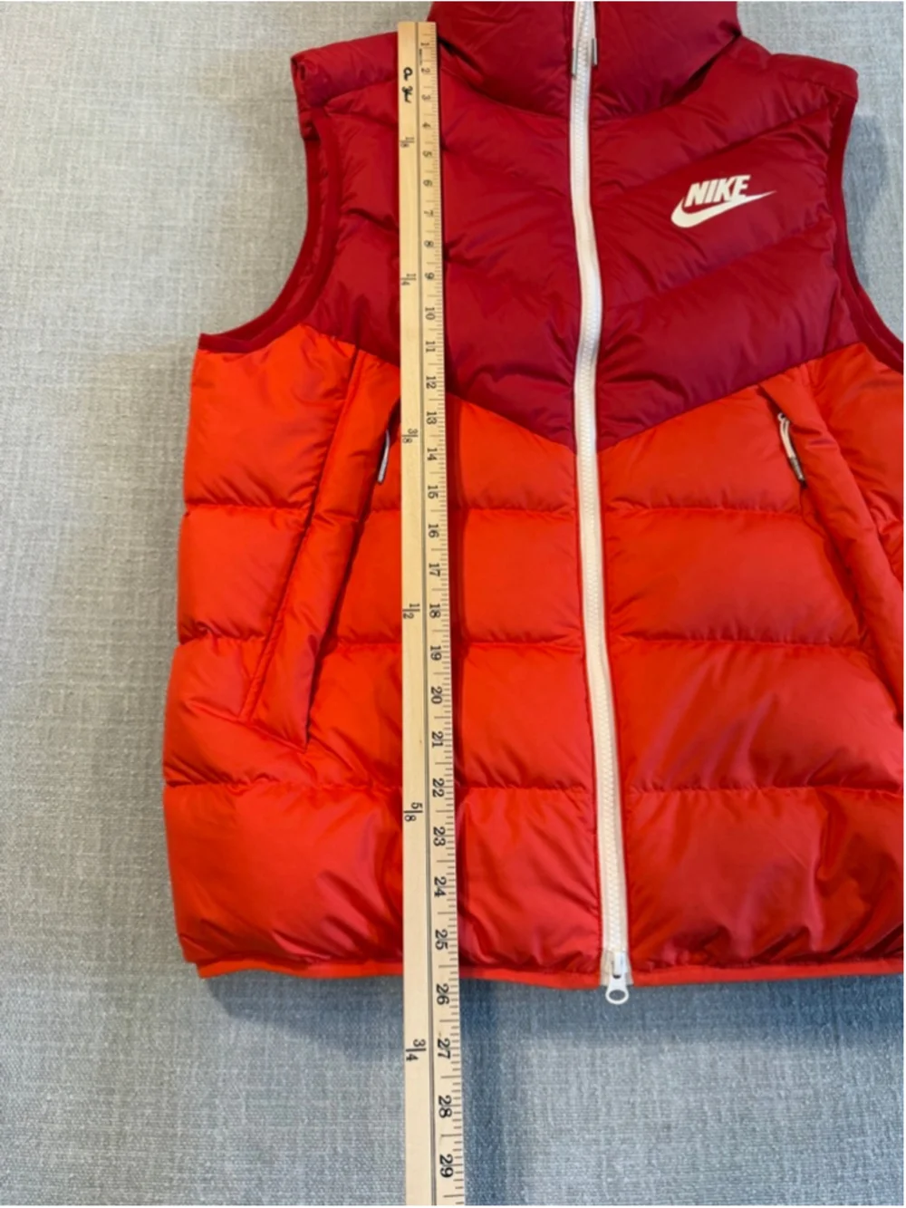 Nike Men's Down Fill Windrunner Habanero Red Full Zip Puffer Vest medium